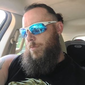 Meet your Posher, Aaron